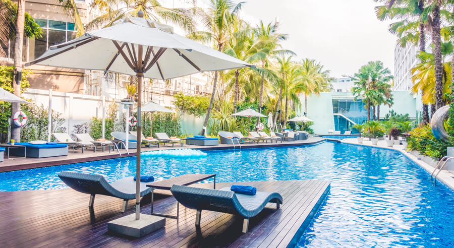 Swimming Pools & Water Features